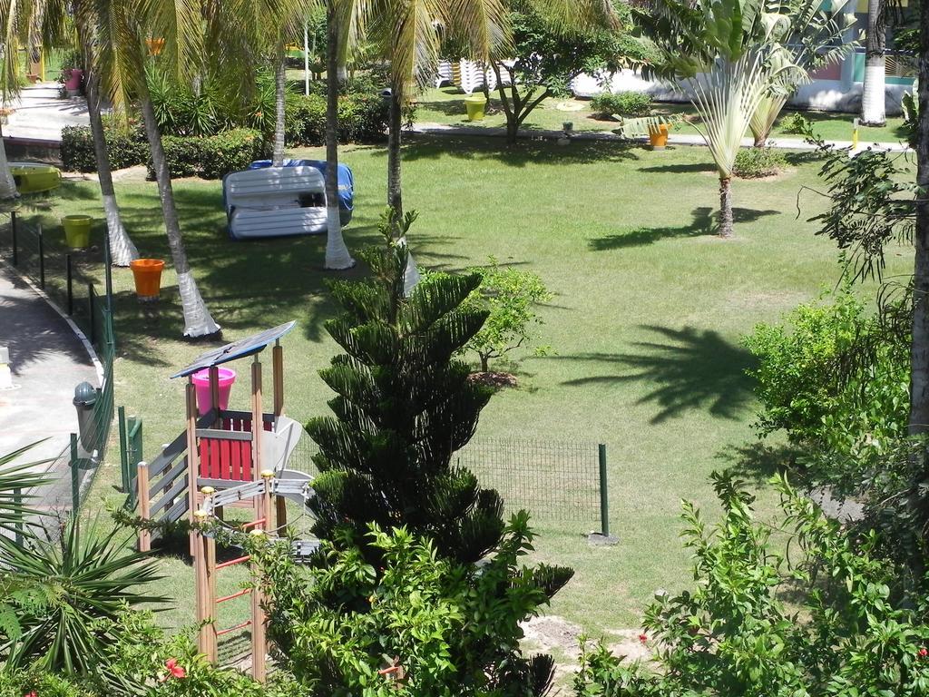Appartement Bord De Mer Tres Fonctionnel , Sur La Plage & Vue Mer Exceptionnelle Le Gosier  Pokoj fotografie